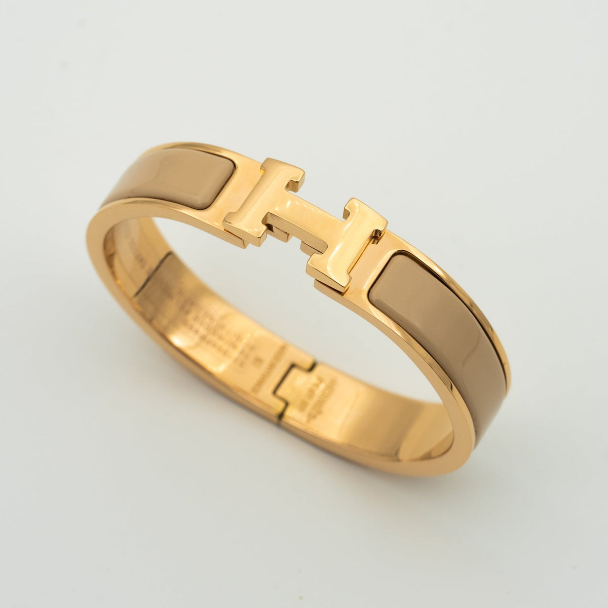 ¡®Veyra Jewelry¡¯H GREY BRACELET