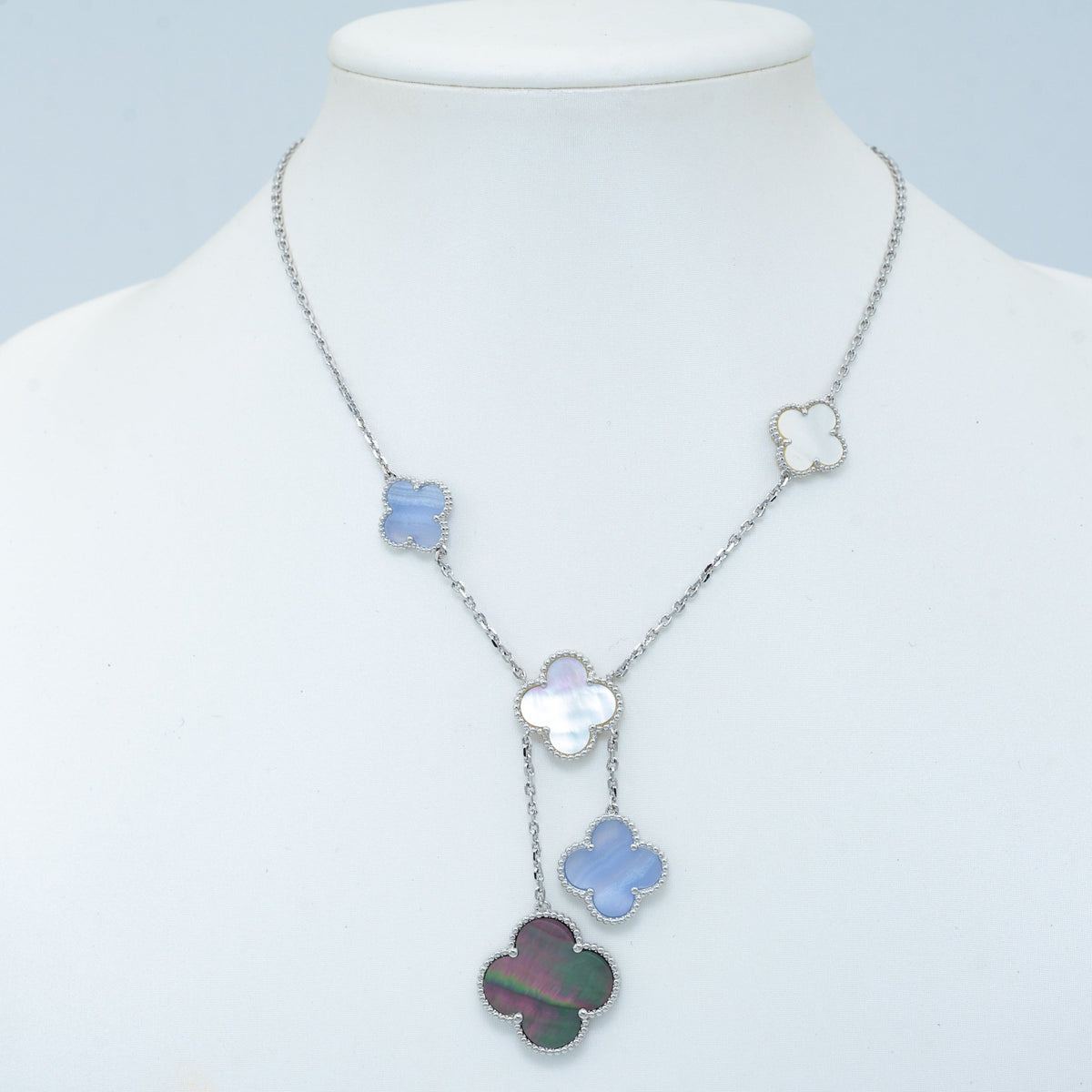 ¡®Veyra Jewelry¡¯CLOVER MOP CHALCEDONY NECKLACE SILVER 6 MOTIF