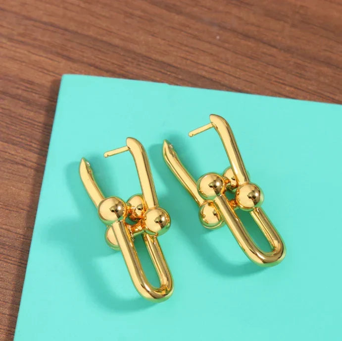 [Veyra Jewelry]TF HORSESHOE BUCKLE EARRINGS