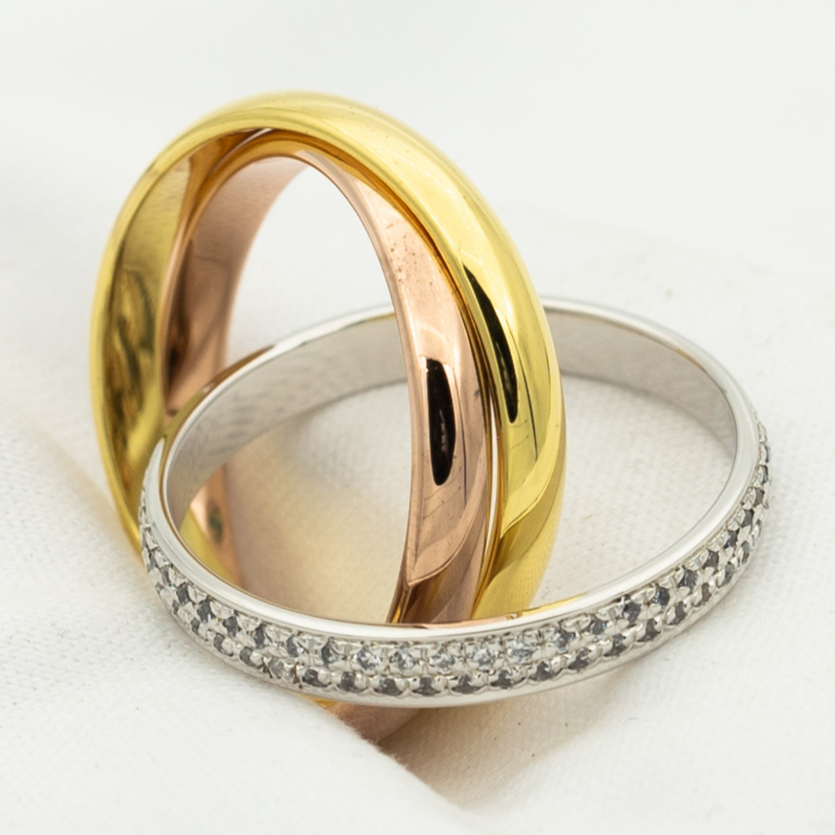 ¡®Veyra Jewelry¡¯TRINITY RING GOLD PINK GOLD SILVER DIAMONDS