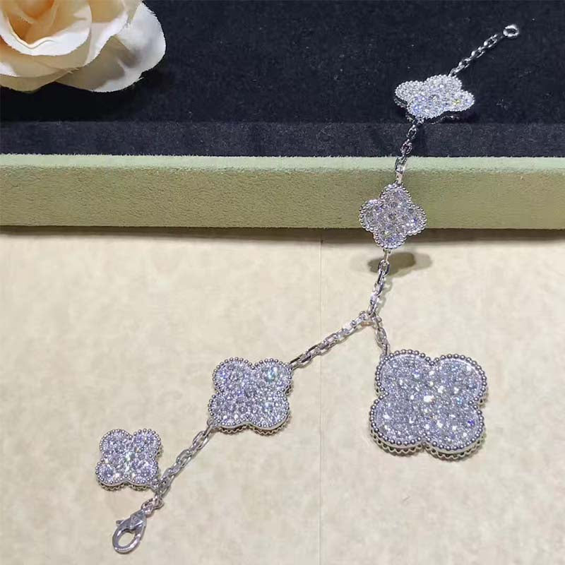 ¡®Veyra Jewelry¡¯CLOVER 6 MOTIFS SILVER DIAMOND BRACELET