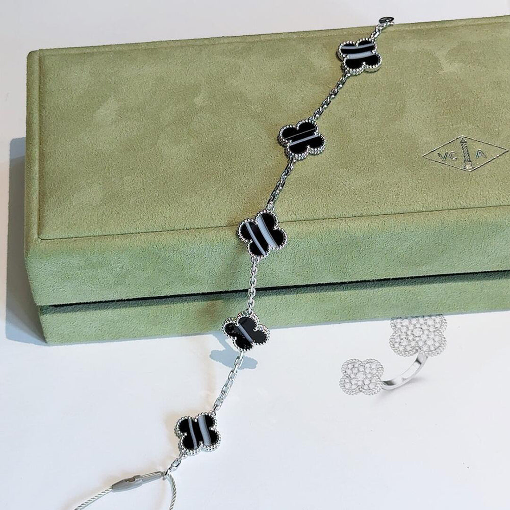¡®Veyra Jewelry¡¯CLOVER 5 MOTIF VEINED ONYX BRACELET SILVER