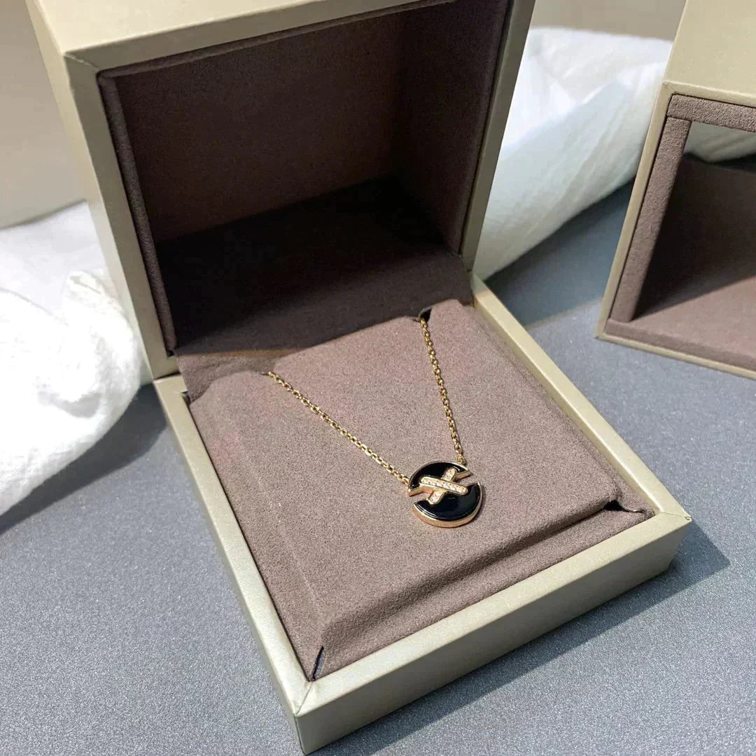¡®Veyra Jewelry¡¯JEUX DE ROSE GOLD DIAMOND NECKLACE