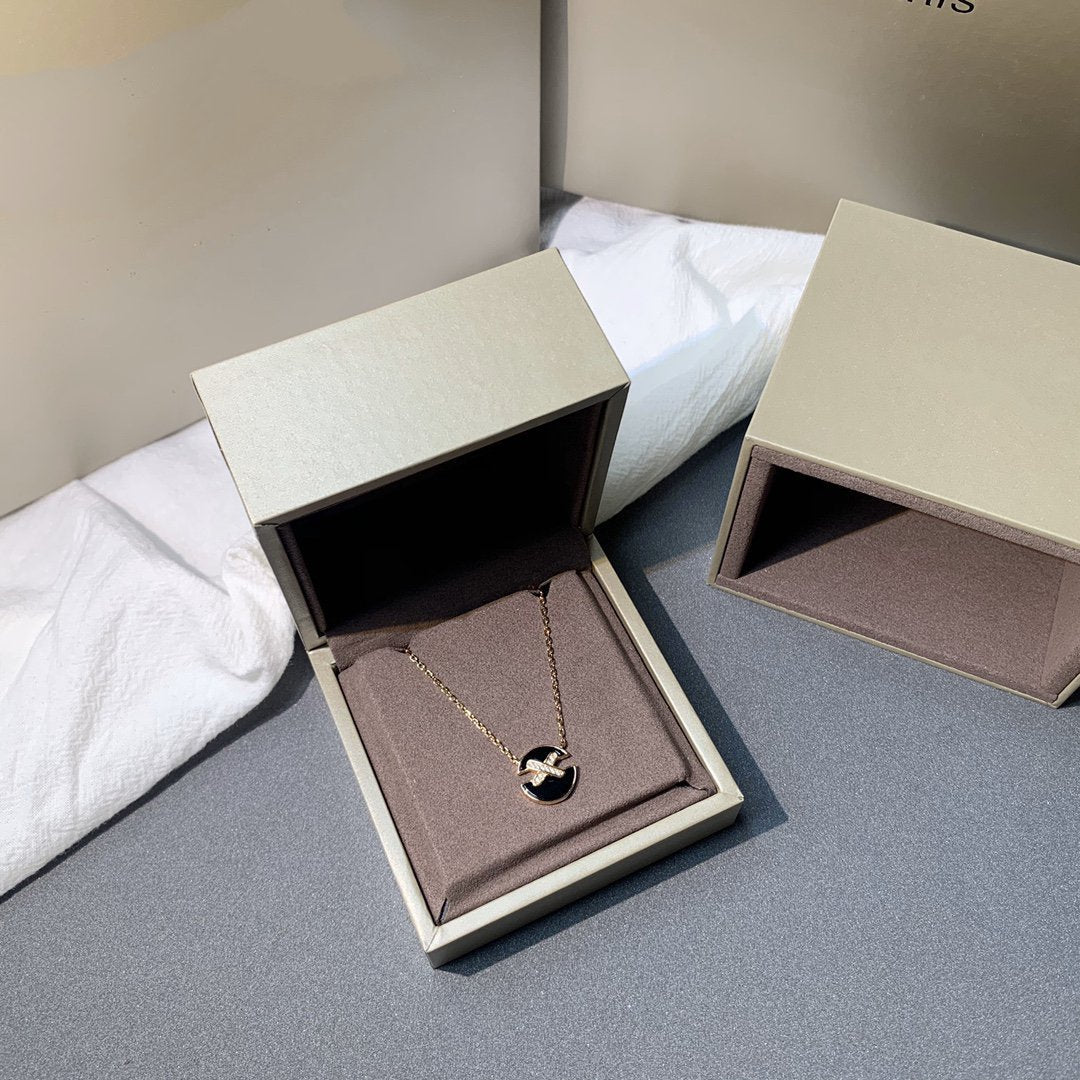 ¡®Veyra Jewelry¡¯JEUX DE PINK GOLD DIAMOND NECKLACE