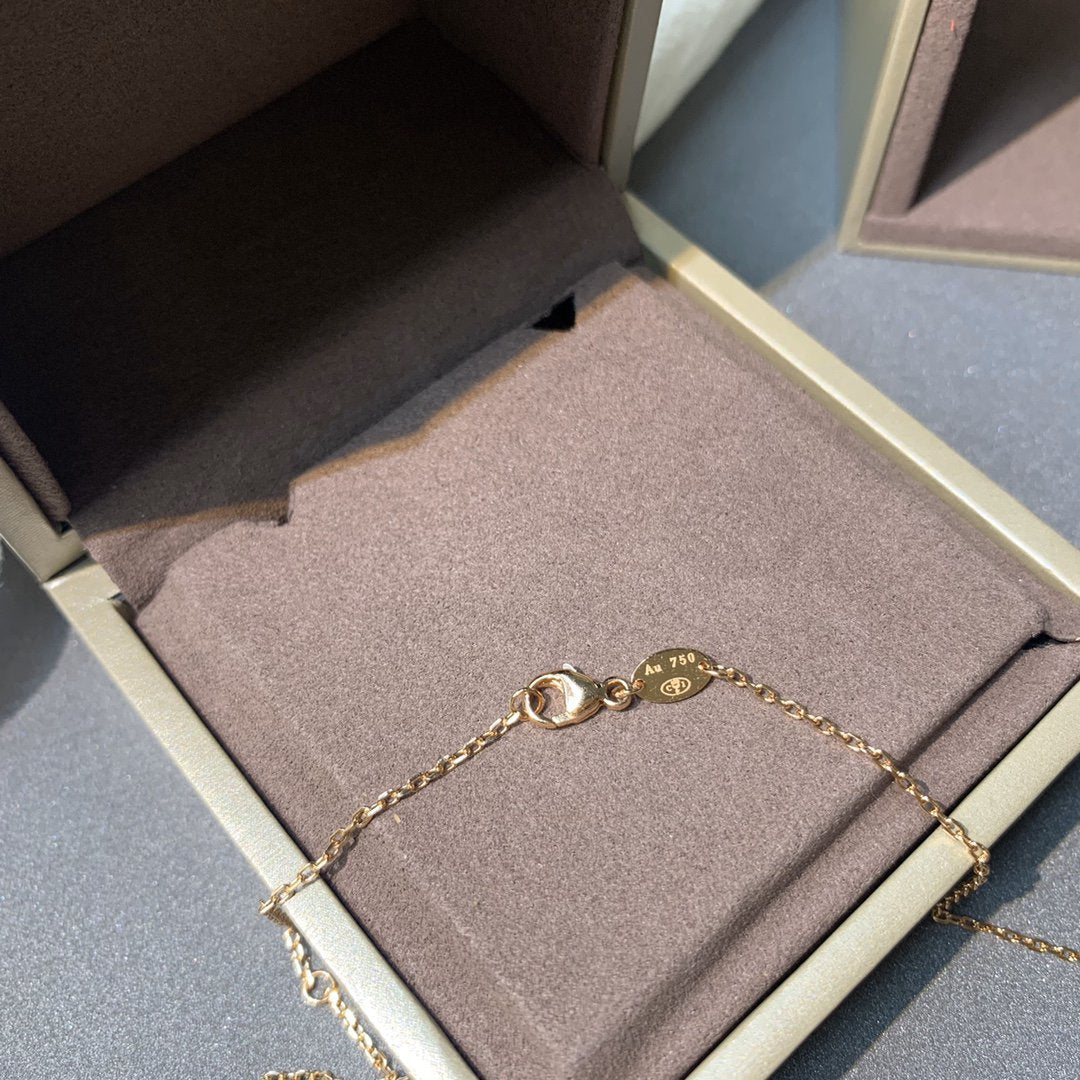 ¡®Veyra Jewelry¡¯JEUX DE PINK GOLD DIAMOND NECKLACE