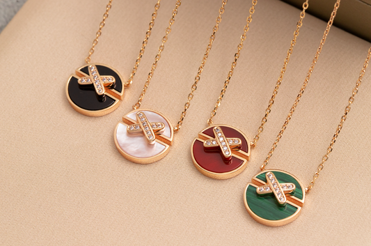 ¡®Veyra Jewelry¡¯JEUX DE PINK GOLD DIAMOND NECKLACE