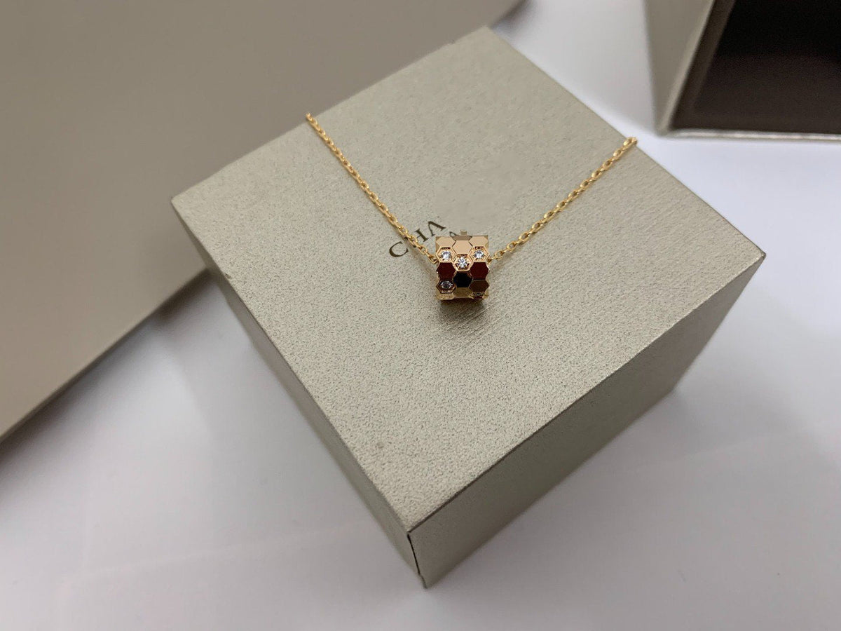 ¡®Veyra Jewelry¡¯BEE LOVE DIAMOND NECKLACE