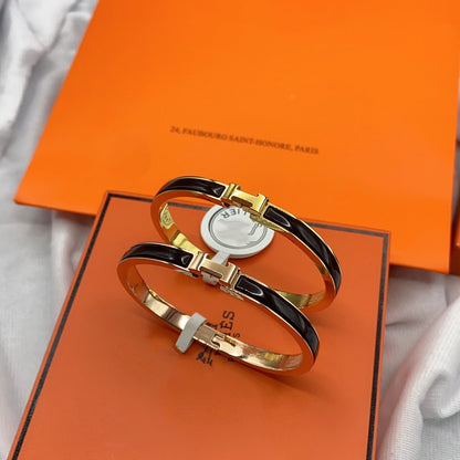 ¡®Veyra Jewelry¡¯CLASSIC HM CLIC BLACK 8MM ENAMEL BRACELET