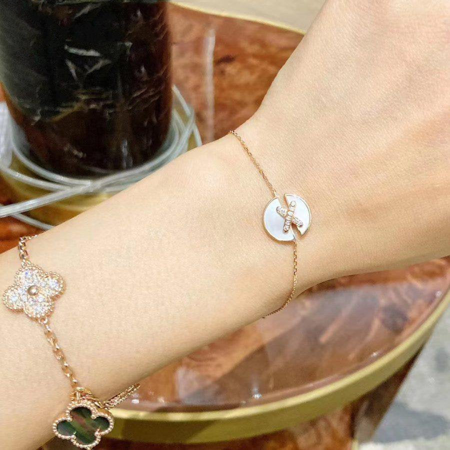 ¡®Veyra Jewelry¡¯JEUX DE BRACELET MOP PINK GOLD DIAMONDS