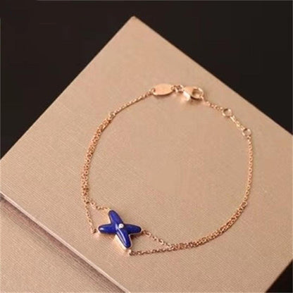 ¡®Veyra Jewelry¡¯Hollow Design Four-Leaf Clover Flower Shape Ring