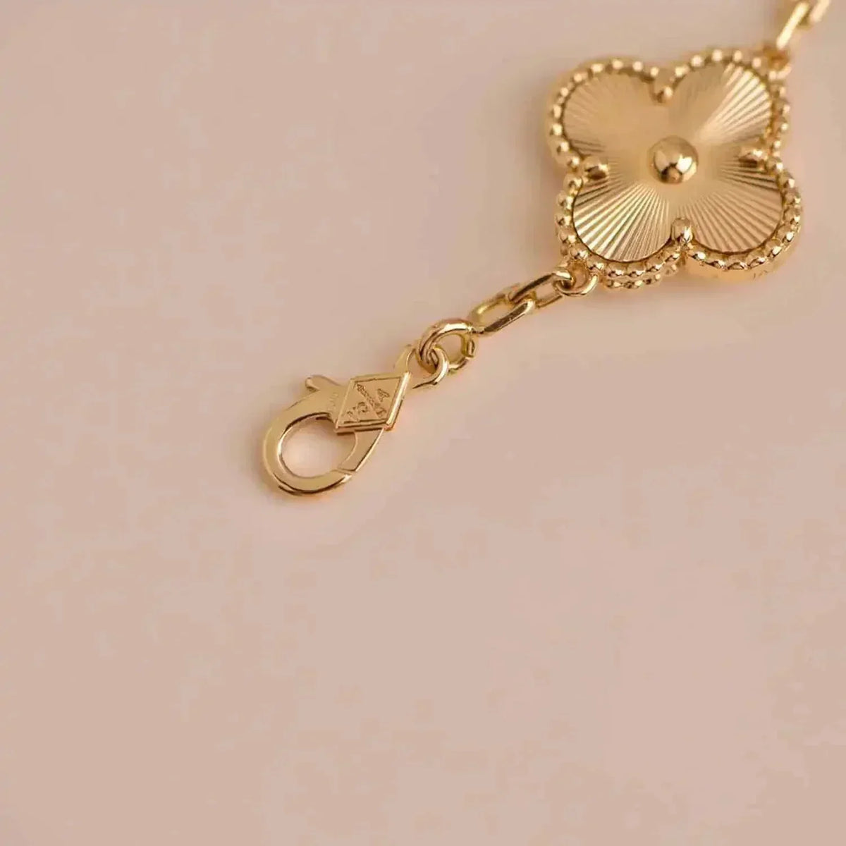 [Veyra Jewelry]New  CLOVER 5 MOTIF LASER BRACELET COLLECTION