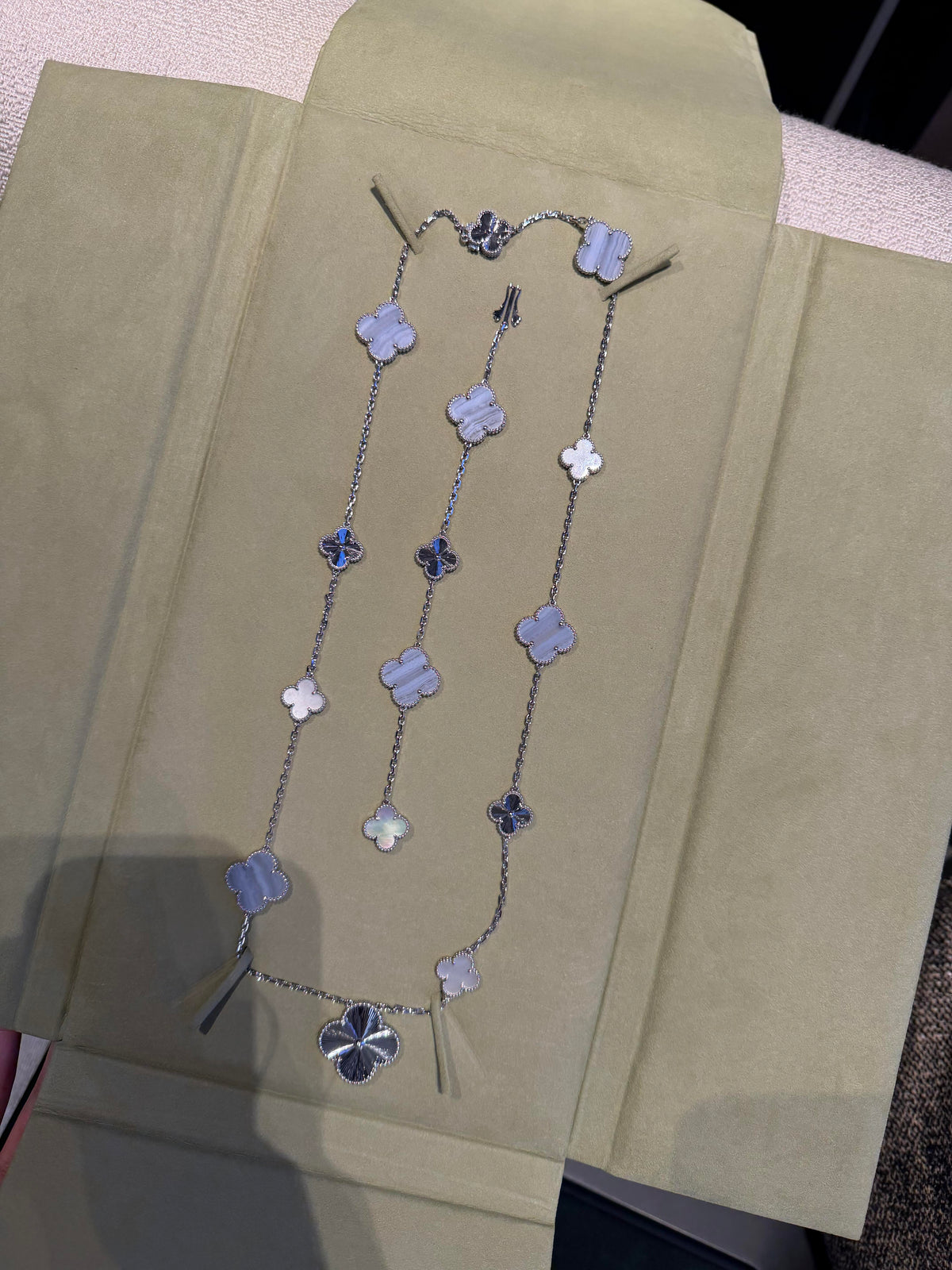 [¡®Veyra Jewelry¡¯] 25 NEW CLOVER 15 MOTIFS PURPLE CHALCEDONY