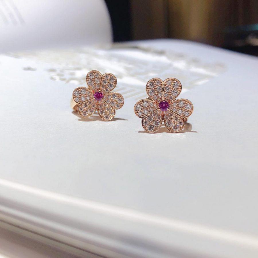 ¡®Veyra Jewelry¡¯FRIVOLE PINK GOLD FLOWER DIAMOND EARRINGS