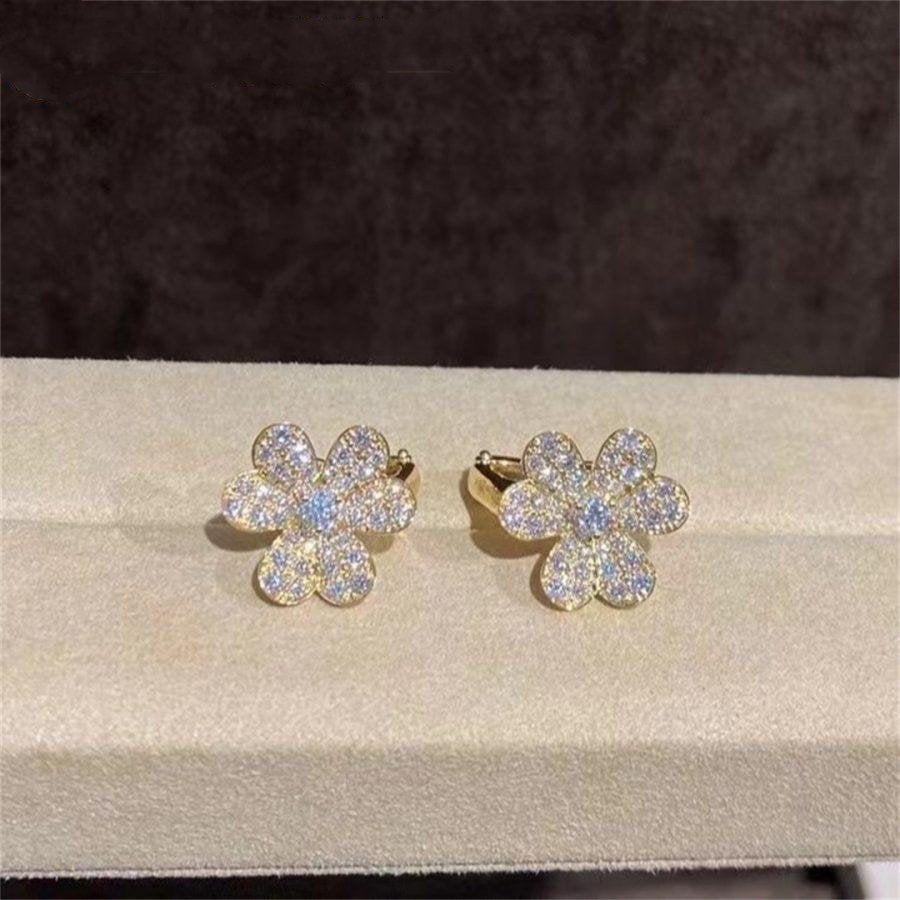 ¡®Veyra Jewelry¡¯FRIVOLE GOLD FLOWER DIAMOND EARRINGS