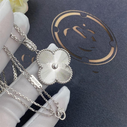¡®Veyra Jewelry¡¯CLOVER 25MM SILVER BIG CLOVER NECKLACE