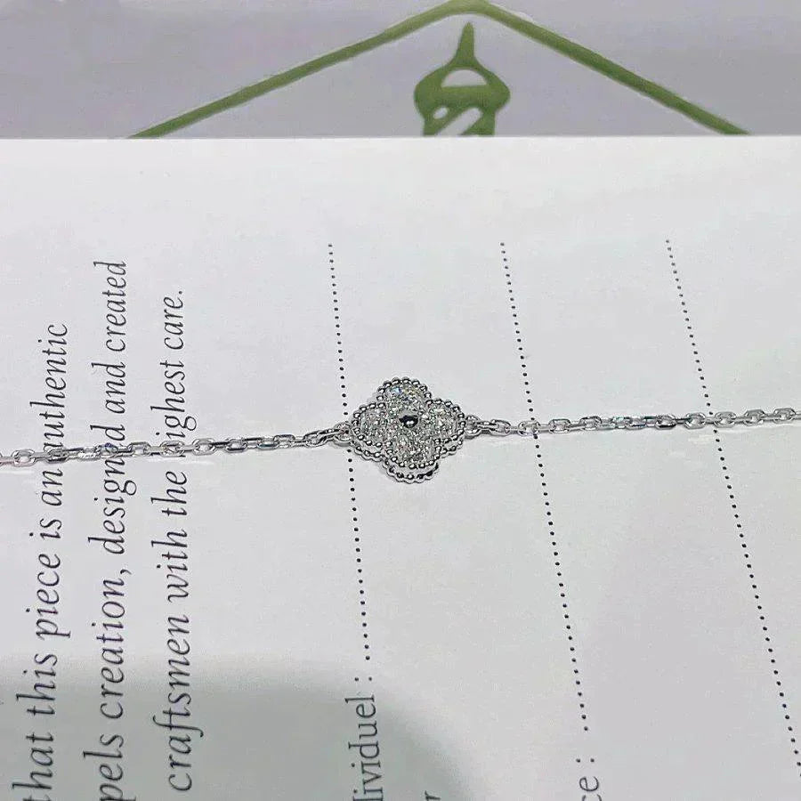 ¡®Veyra Jewelry¡¯CLOVER  SINGLE FLOWER BRACELET SILVER