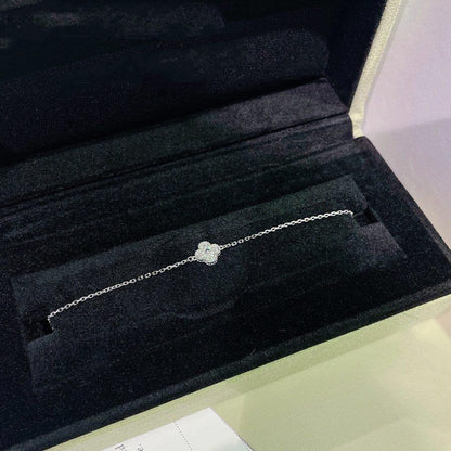 ¡®Veyra Jewelry¡¯CLOVER  SINGLE FLOWER BRACELET SILVER