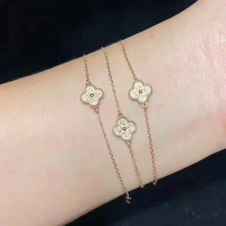 ¡®Veyra Jewelry¡¯CLOVER SINGLE FLOWER BRACELET