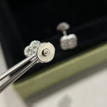 ¡®Veyra Jewelry¡¯CLOVER MINI DIAMOND STUD EARRINGS